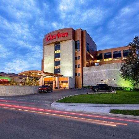 וויניפג Clarion Hotel & Suites מראה חיצוני תמונה