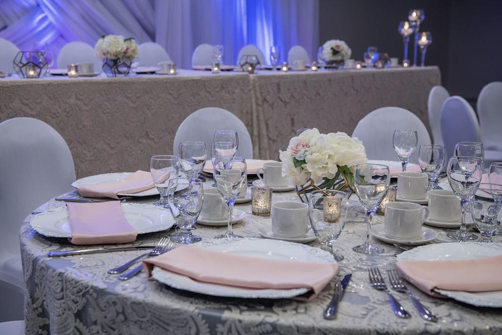 וויניפג Clarion Hotel & Suites מראה חיצוני תמונה